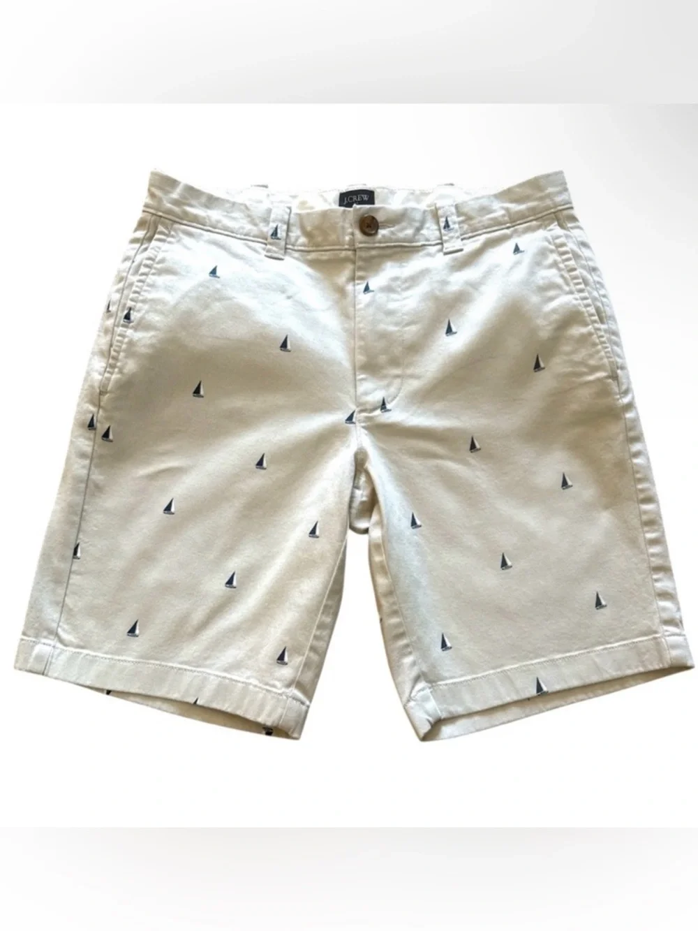J. Crew Men’s Re-Imagined Khaki Shorts Blue Sailboats 9” Inseam Size 29 Like New